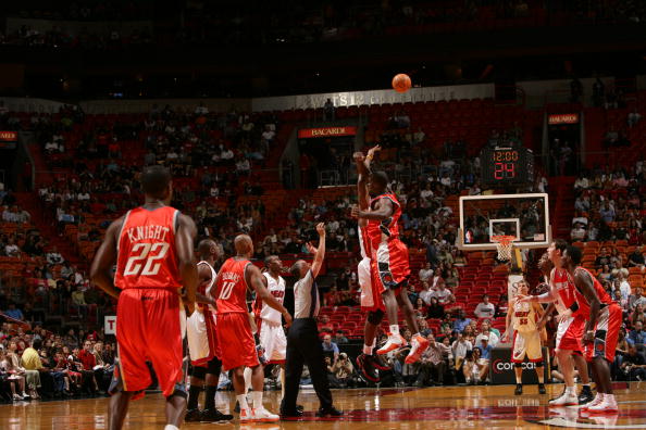 伤缺席季前 伤缺席季前